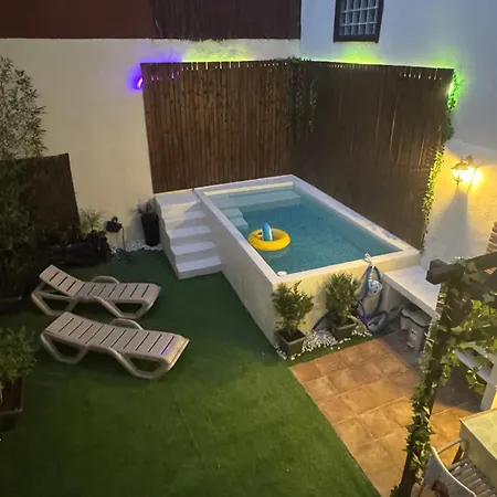 Primer Piso Junto Al Castillo Y Rio Con Barbacoa