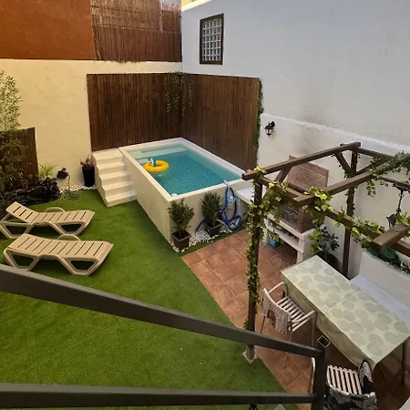 아파트 Primer Piso Junto Al Castillo Y Rio Con Barbacoa 폰페라다